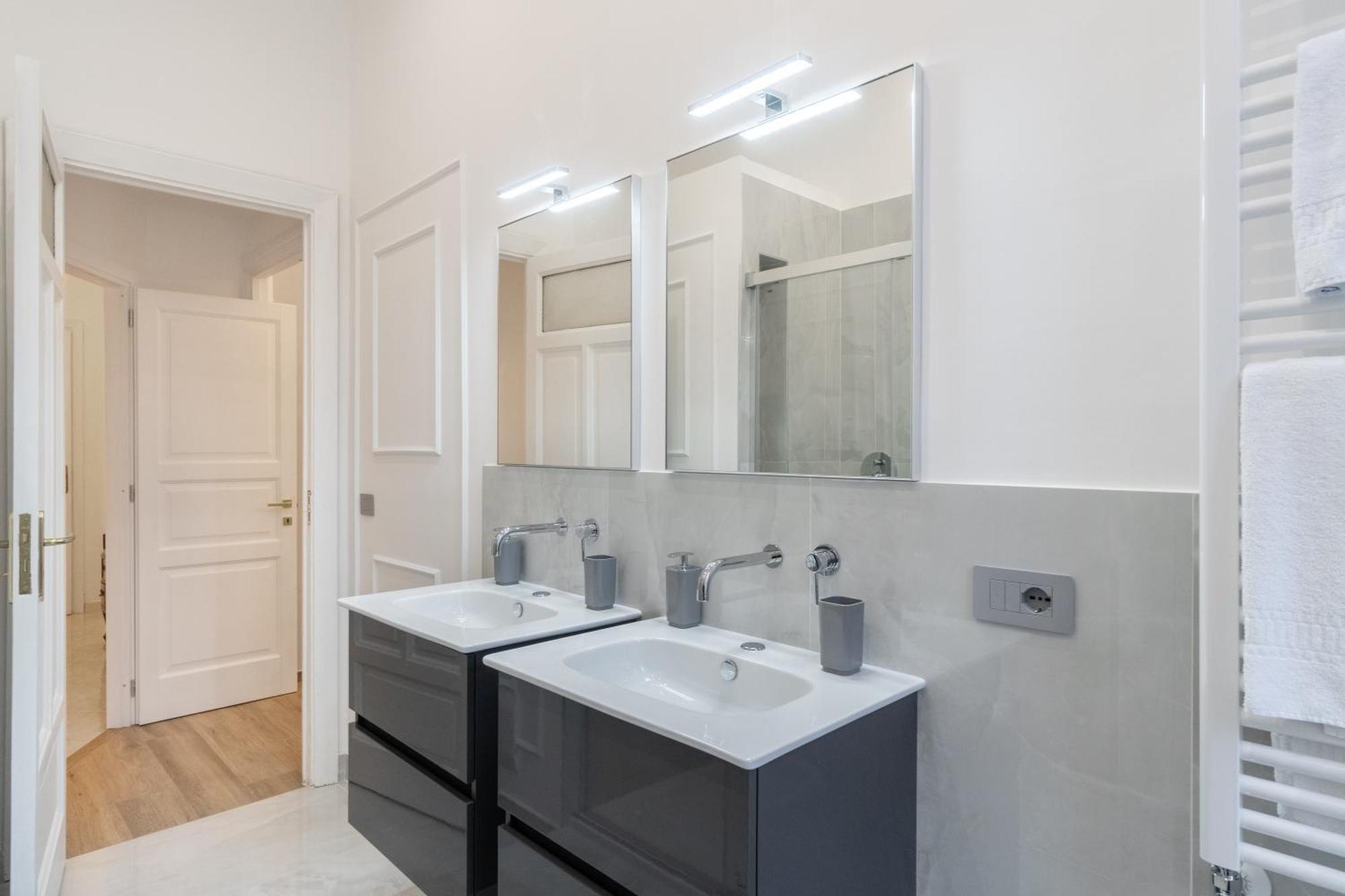 Palazzo Galeoni Luxury Suites Salerno Eksteriør billede